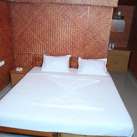 Savithri Inn Bamboo Cottages & Resorts Varkala Værelse billede