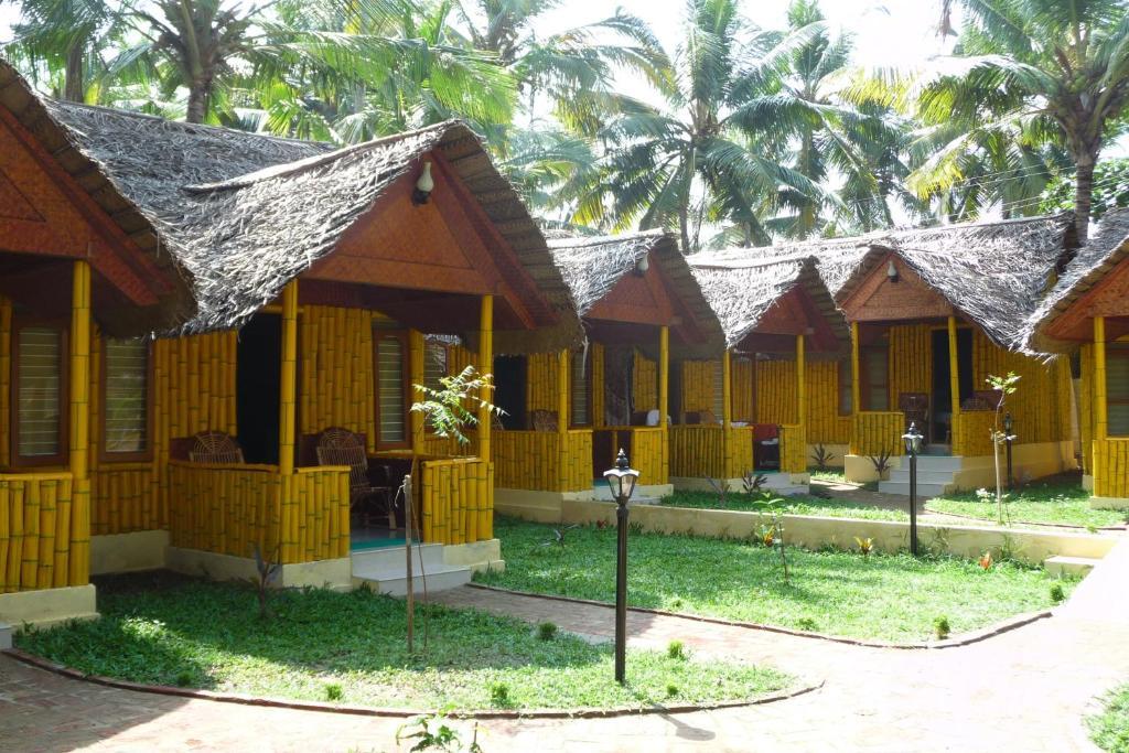 Savithri Inn Bamboo Cottages & Resorts Varkala Eksteriør billede