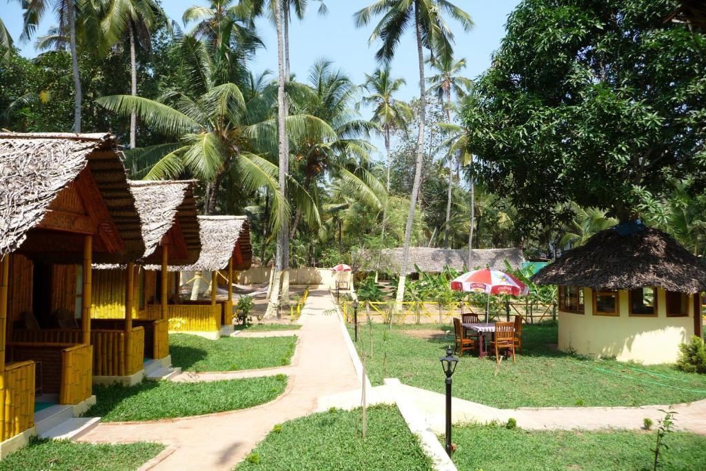 Savithri Inn Bamboo Cottages & Resorts Varkala Eksteriør billede