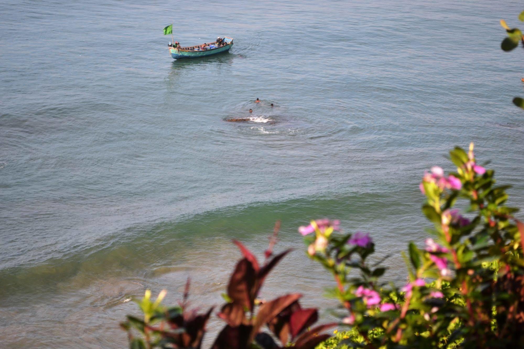 Savithri Inn Bamboo Cottages & Resorts Varkala Eksteriør billede