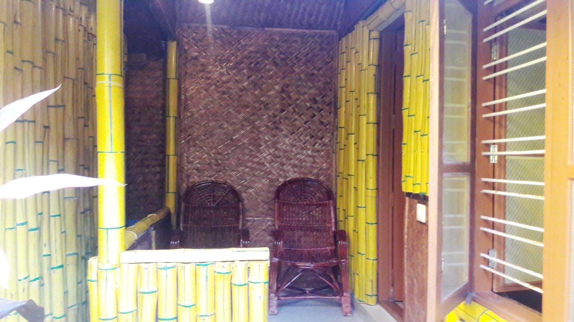 Savithri Inn Bamboo Cottages & Resorts Varkala Eksteriør billede
